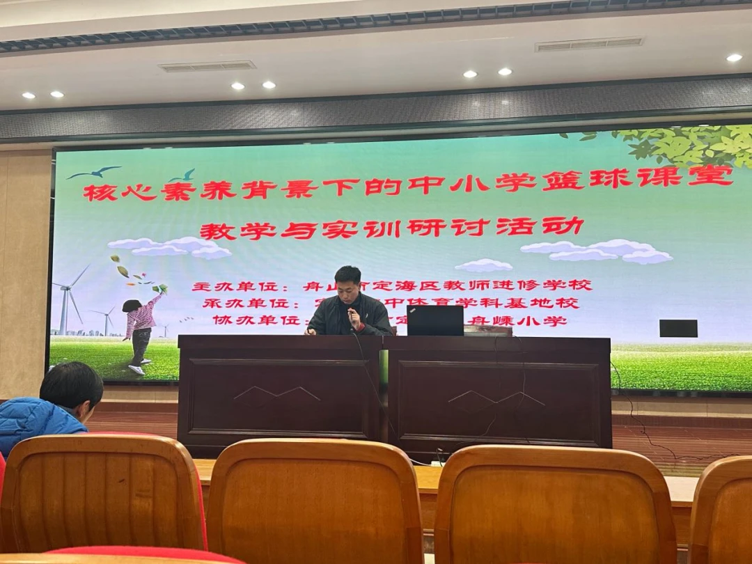 大学生球员如何应对季后赛压力_1